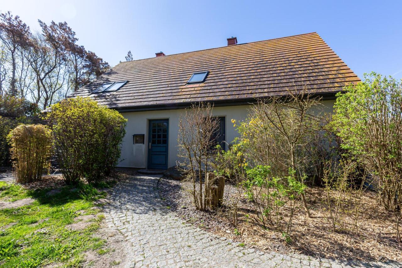 Strandhaus Wustrow - Wohnung 1 ภายนอก รูปภาพ